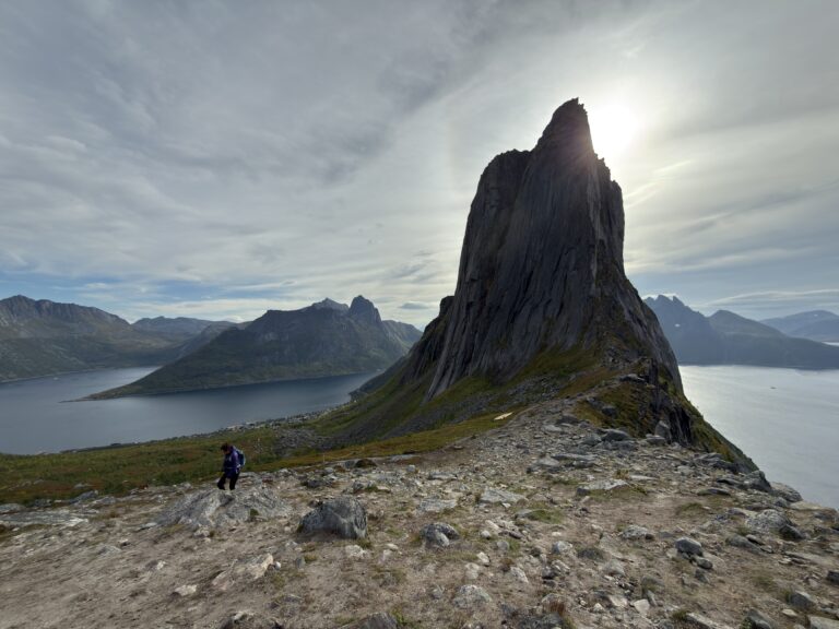 Roadtrip Norwegen 2026: Rundfahrt Senja und Besteigung des Hesten